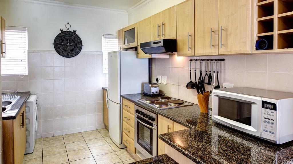 Illovo Beach Apartments At La Mer Amanzimtoti Bagian luar foto