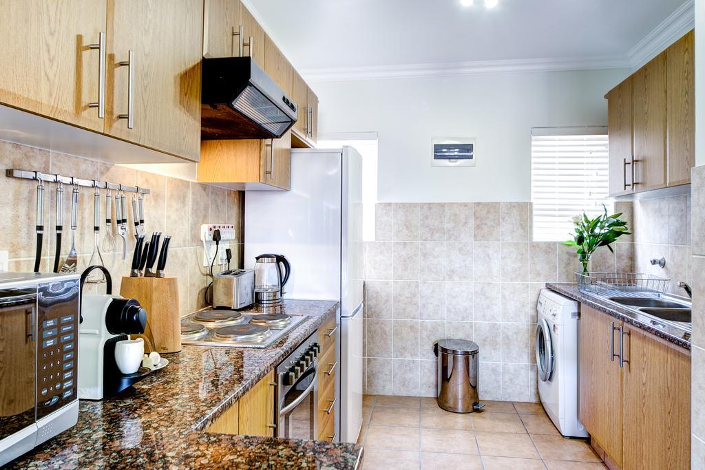 Illovo Beach Apartments At La Mer Amanzimtoti Bagian luar foto